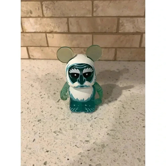 Hitchhiking Ghost Gus Disney Vinylmation  bt - Picture 1 of 4
